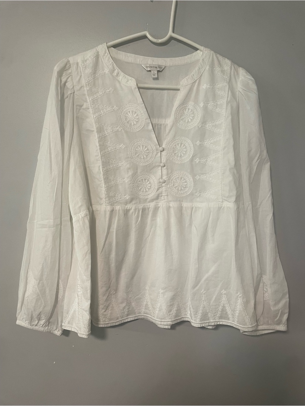 Crown & Ivy White Embroidered Peasant Blouse 100% Cotton Large